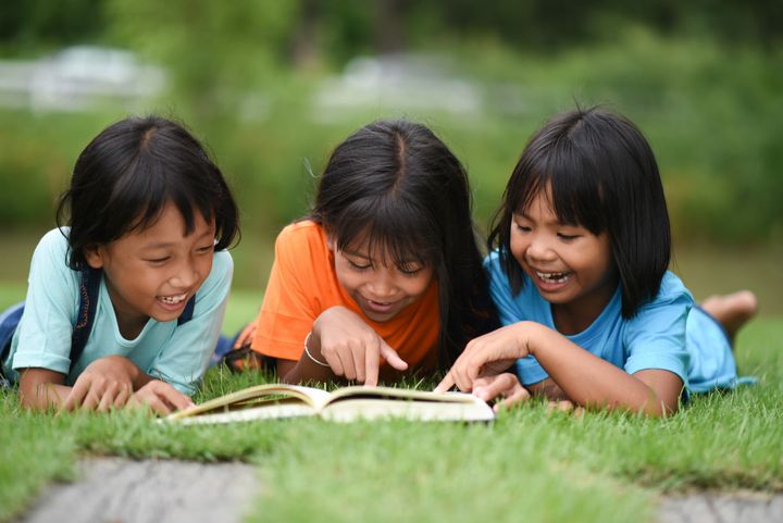 Pentingnya Membangun Kebiasaan Membaca pada Anak